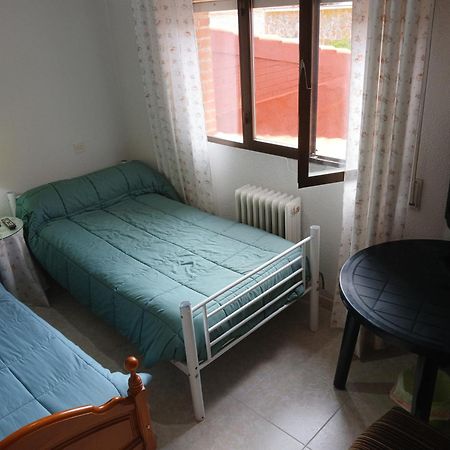 Habitacion Privada Doble En 托萊多 外观 照片